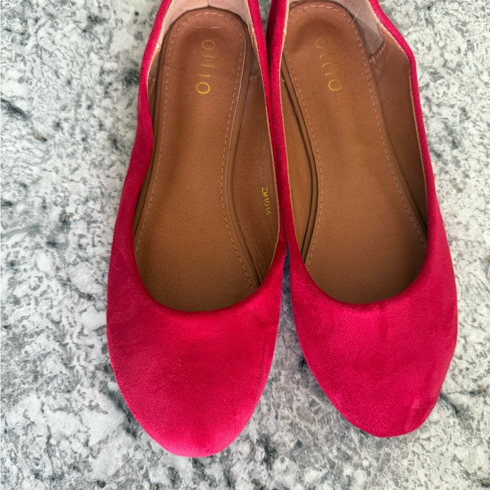Ollio Red Faux Suede Flats - Picture 2 of 3